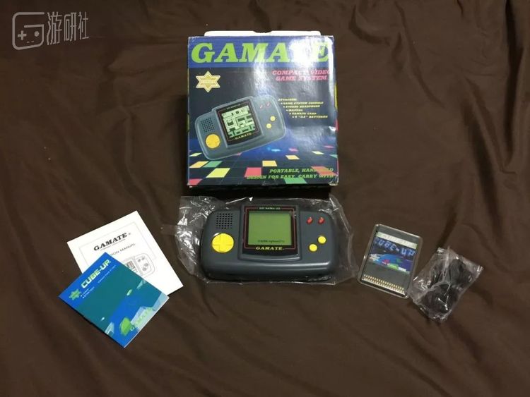 当年有很多玩家因为买不起Game
Boy，从而转向购买一些替代的游戏机，但当时我们并不清楚它们之间的联系