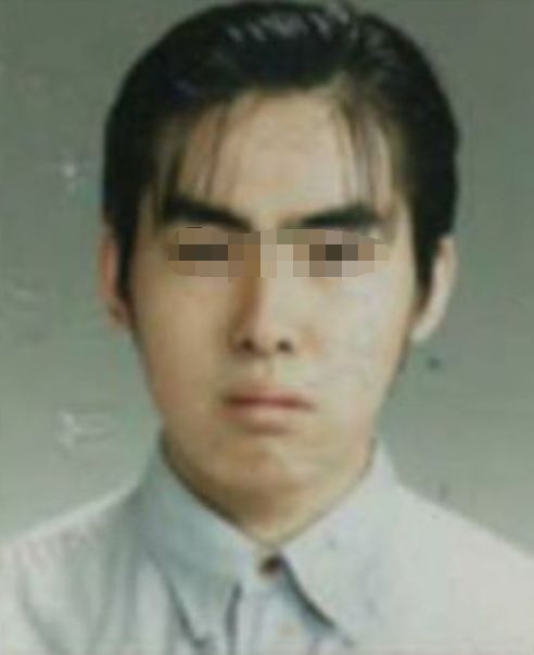 熊泽英一郎在社交网络上发布的自己19岁时照片 熊泽英一郎在社交网络上发布的自己19岁时照片