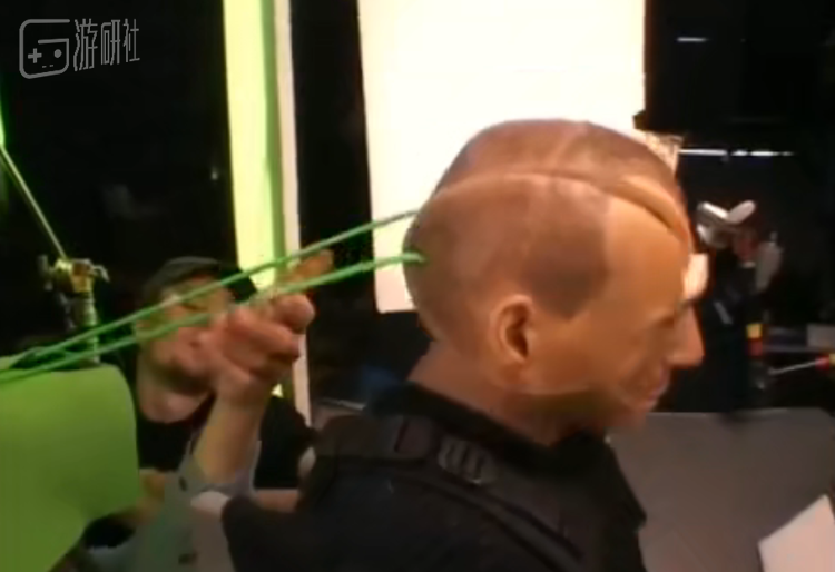 电影中的很多特效都依靠实体模型实现，也算是匠心独到