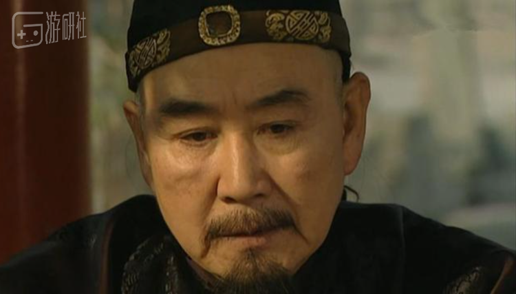  大智近妖的邬编剧，既承担了故事的解说，也是四爷阴暗面的集中体现