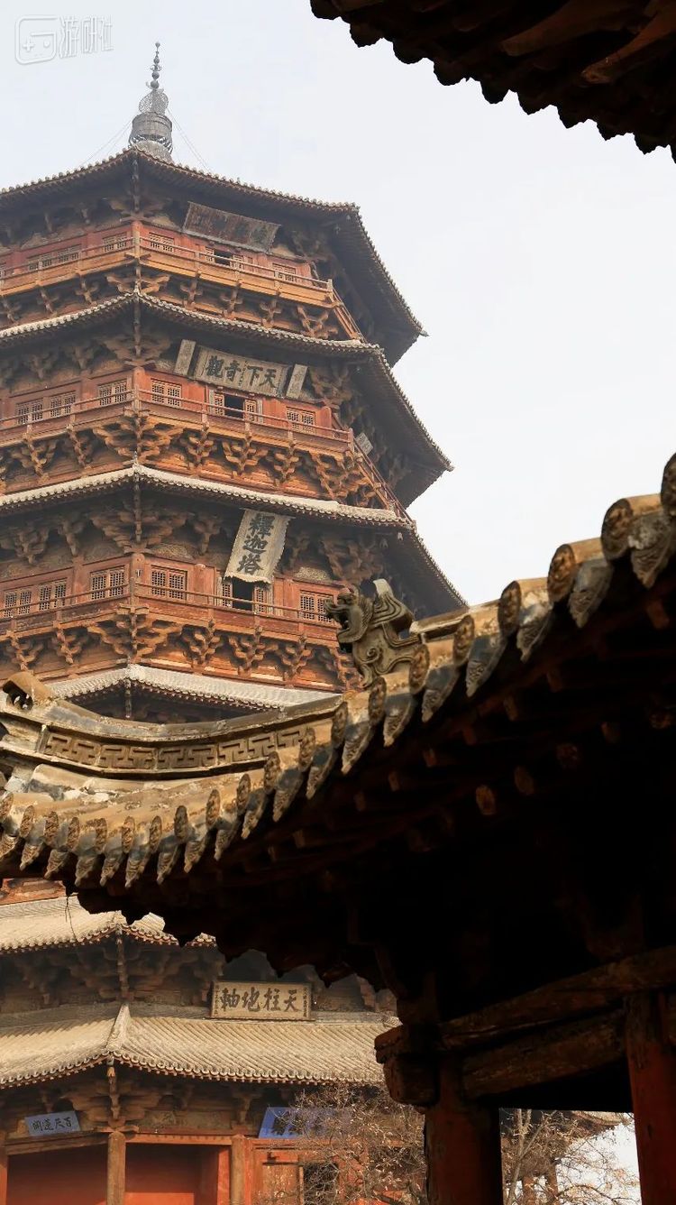 木塔现在是名副其实的斜塔