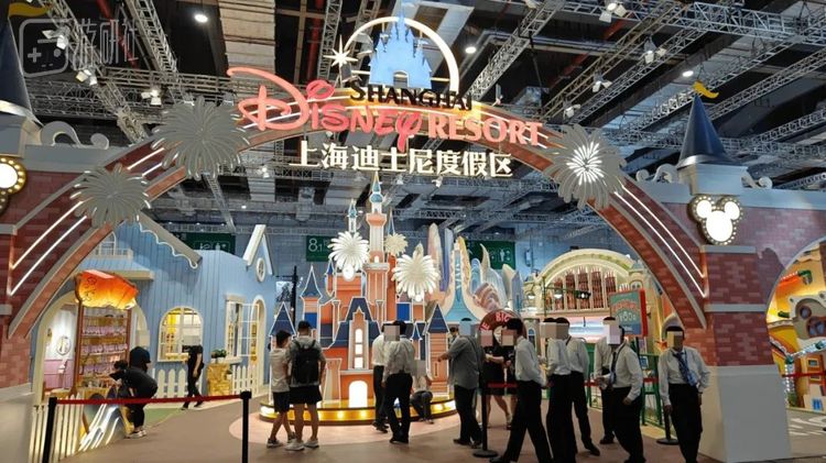 上海迪士尼度假区的大型展位