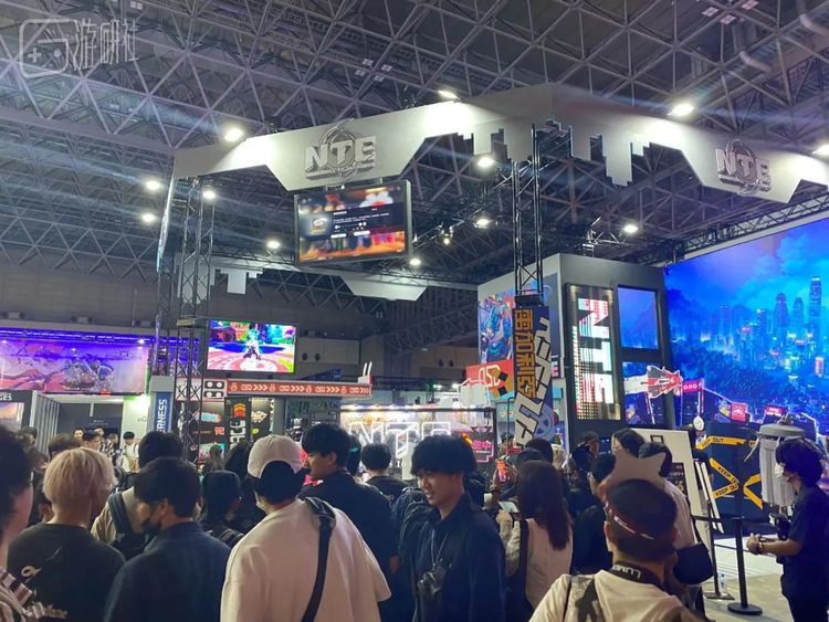 《异环》的展台