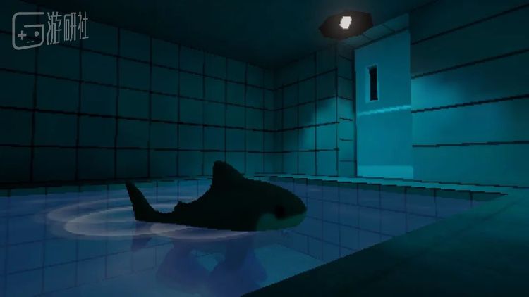 《末班列车》里的耐克鲨鱼