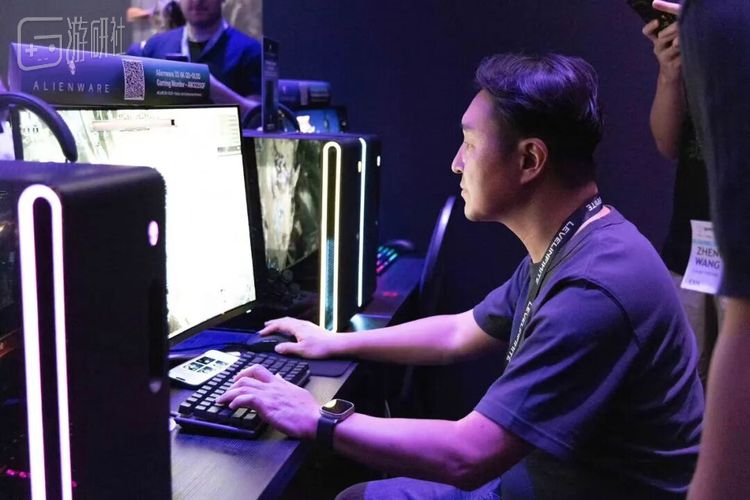 科隆游戏展第一天，马晓轶在现场试玩了一些新游戏