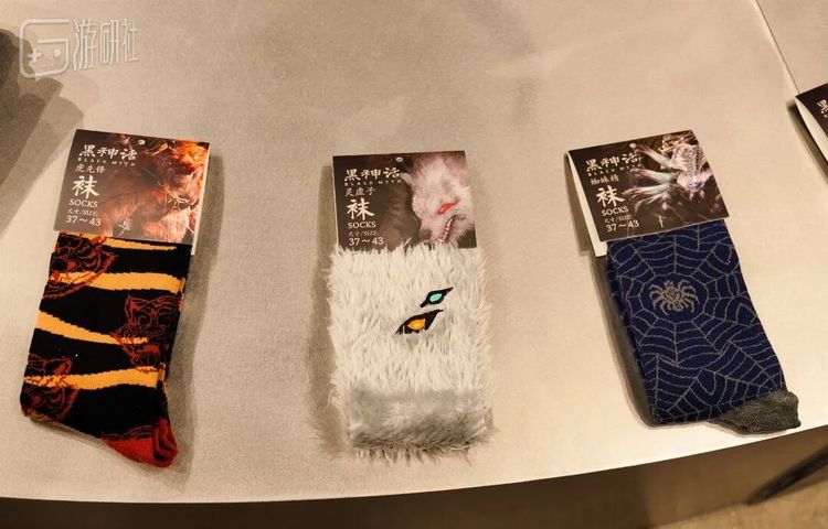 这双灵虚子袜子深得我心