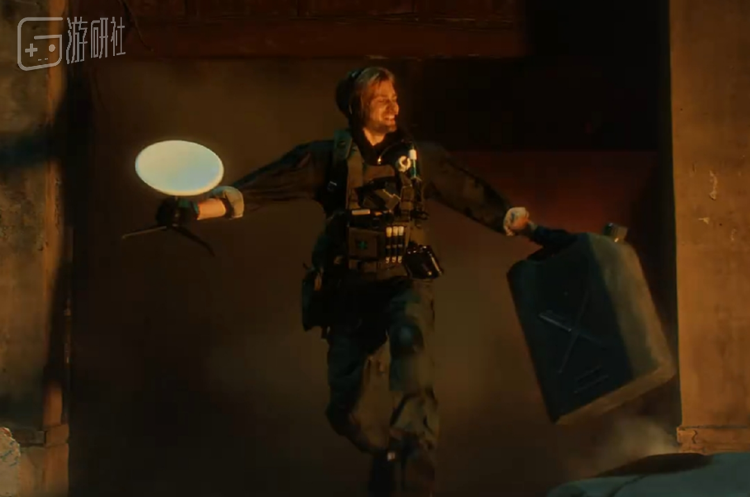 ↑真把这些东西带出来的人没那么伤心，这里也是对电影中“武举人提头”一幕的致敬