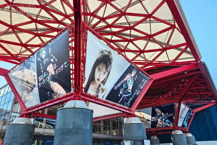 来了四年TGS，还真头回见一个游戏把正门广告位给包圆了的