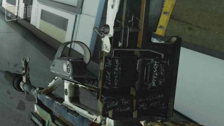 Fuze the hostage是官方对于玩家声音的回应