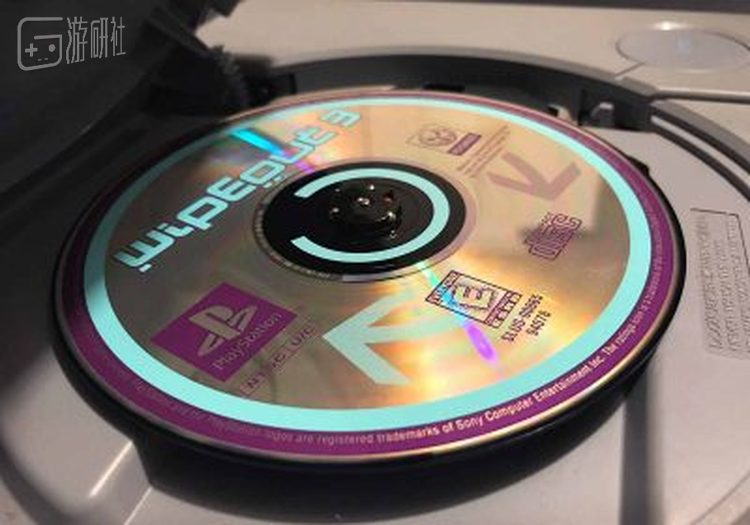 ▲光碟制式的游戏因原理问题，没法做到卡带游戏般零读取时间。