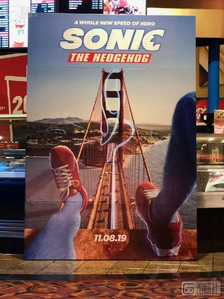 电影版索尼克不仅是毛绒绒，而且大长腿的肌肉还挺结实