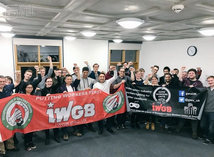 GWU英国和英国独立工作者联盟的会员们的合影