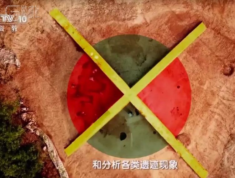 《探索·发现》节目里的示意图看起来可能更像假面骑士