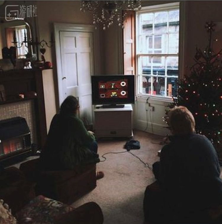 2014年夫妇二人的对战照片