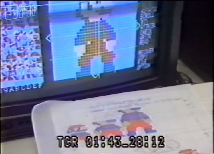  宫本茂后来画的《超级马力欧兄弟》像素图，你可以想象一下《Punch-Out!!》要用到多大的纸