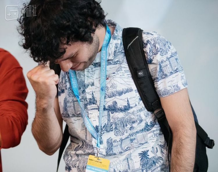 艾略特·巴斯蒂安