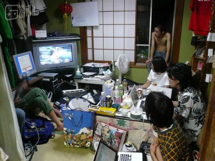 Geek House中合租的互联网创作者们