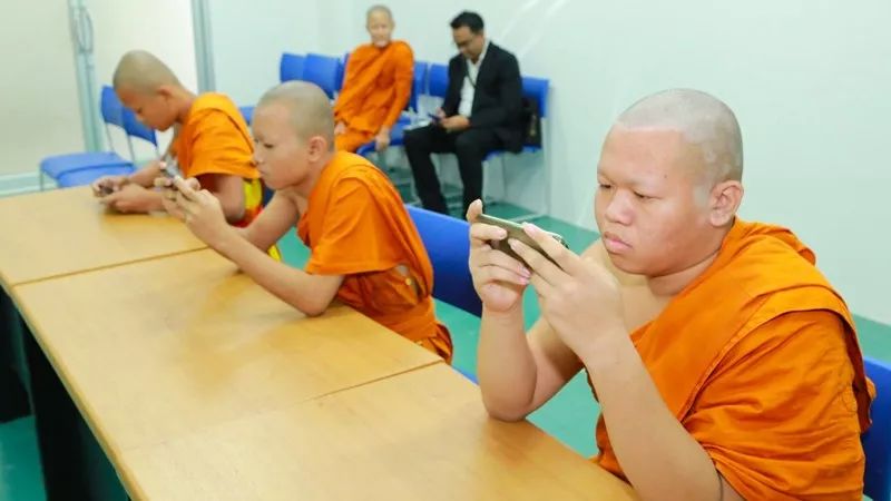 正在比赛的选手们 正在比赛的选手们