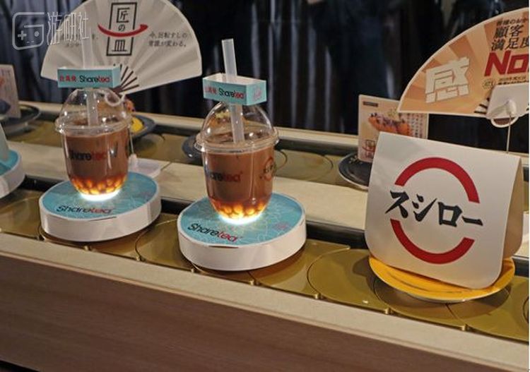 著名寿司店スシロー推出的发光珍珠奶茶，格外受女性青睐