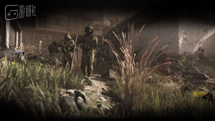 俄军，邪恶与弱智的化身。致命又没有视力的杀手。只要你趴在地上一动不动，他们就会认为你已经死了