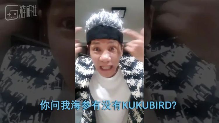 前阵子挺火的新加坡“祖安卖鱼哥”王雷，靠着丰富的词汇量征服了网友