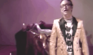 “你以为这一切都是在开玩笑，但是当审判日来临的时候，你就会后悔自己怎么当初没有多摸点鱼”