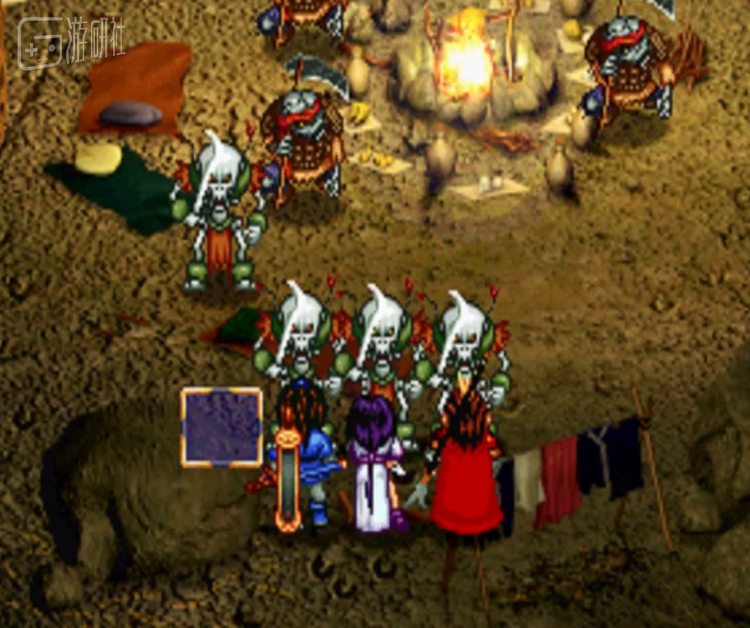 躲在晾衣杆这里守着