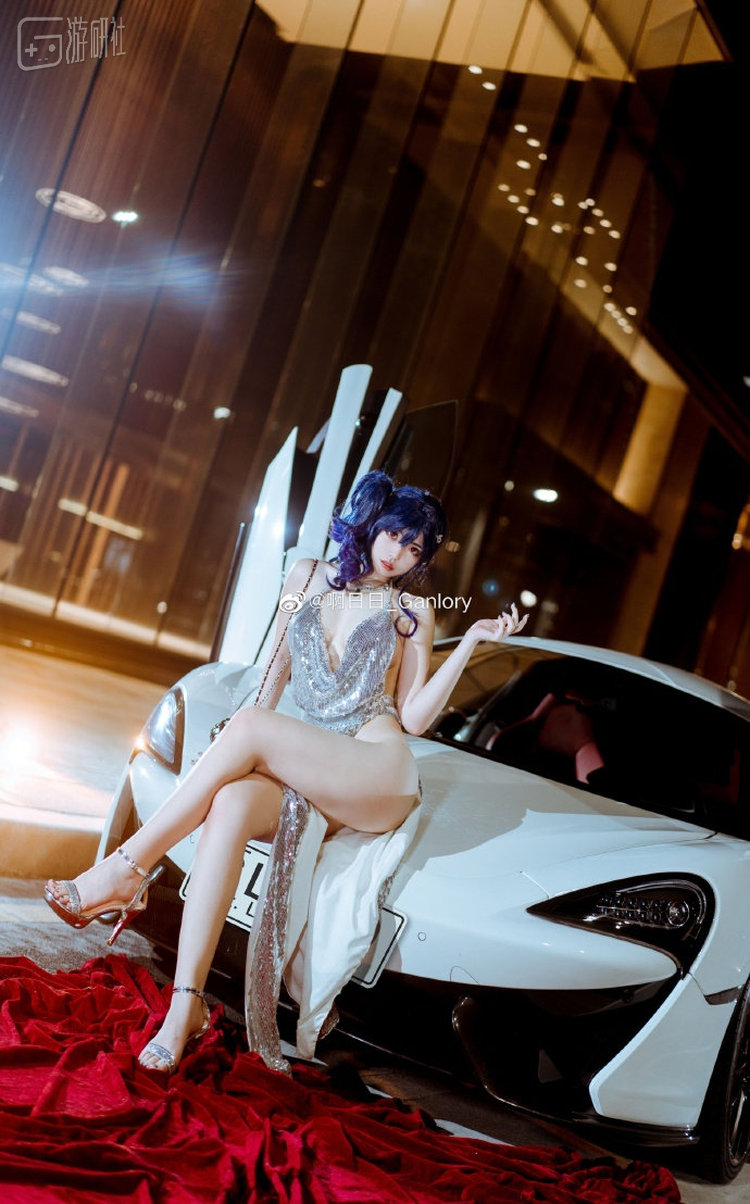 新浪微博@啊日日_Ganlory 的作品