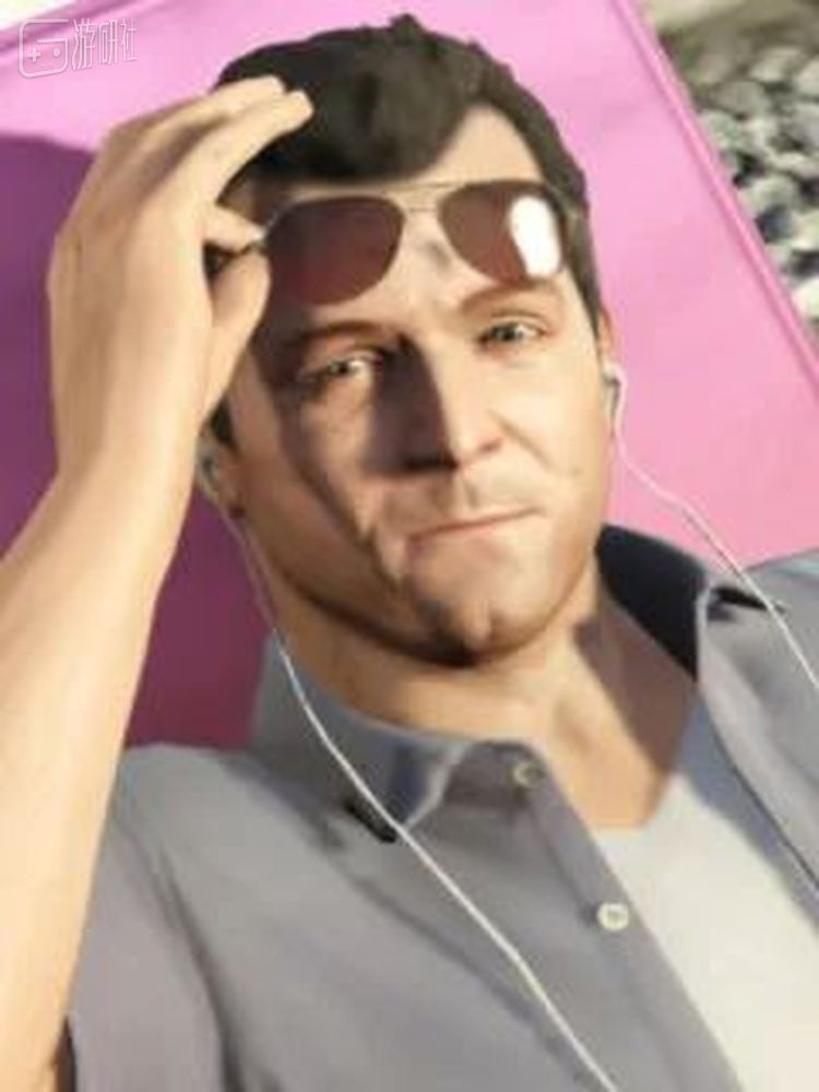 麦克·迪圣塔（Michael De Santa）：町村仙 游戏：《侠盗猎车手V》