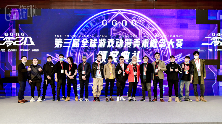 颁奖典礼现场本届评委嘉宾合影