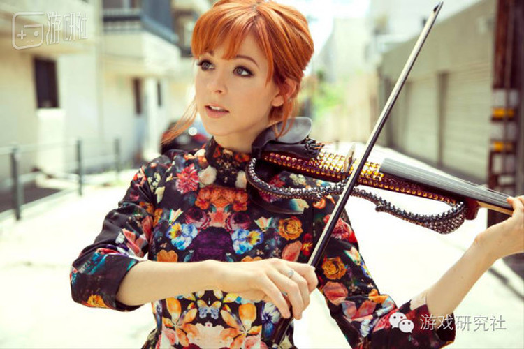 Lindsey Stirling将小提琴与舞蹈结合在一起