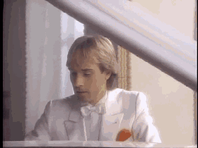 即便用现在的眼光来看，当年的克莱德曼完全符合“高质量人类”这个词