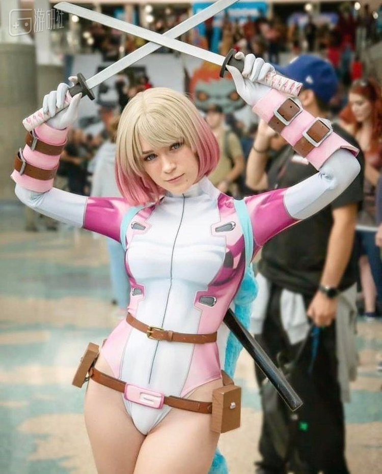 格温侍的身影在漫展上总能吸引不少眼球