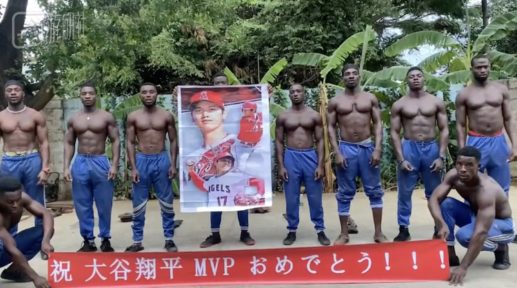 对于“稚嫩”的日本网民来说，黑人祝福视频可能确实有些“粗暴”