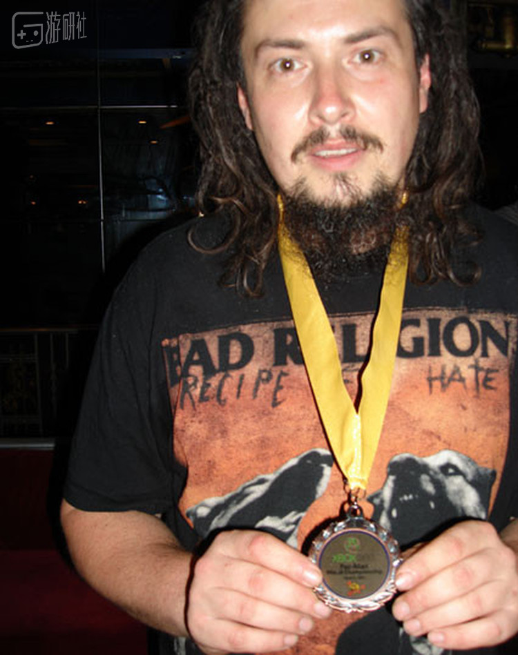 少年和成年的&ldquo;坏小子&rdquo;德维恩&middot;理查德