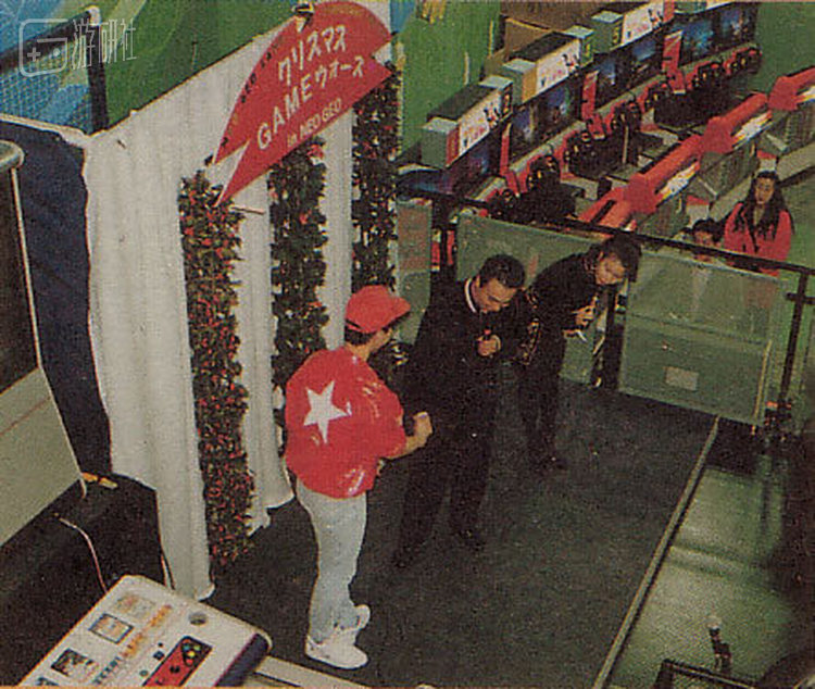 一号店内圣诞节室内特别活动杂志报道图