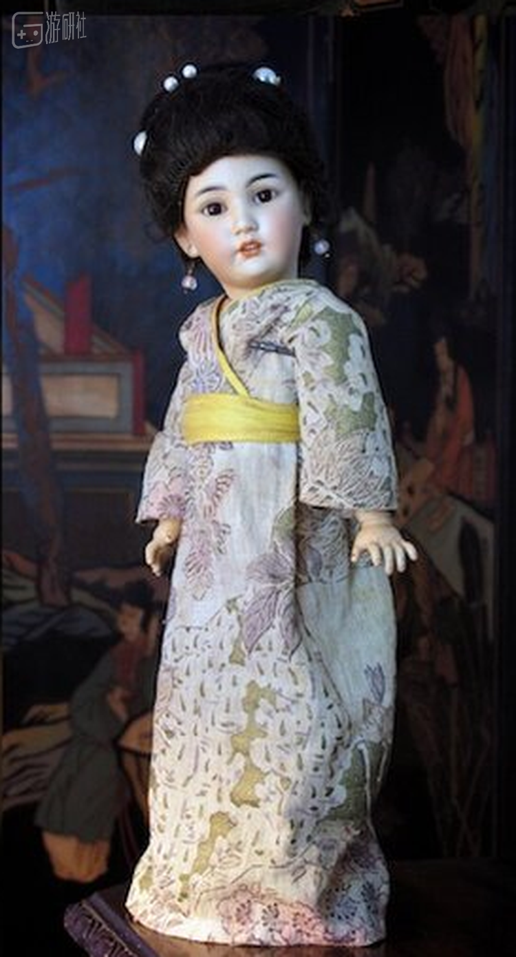 出口到日本的浓汤，五官妆容也更有辨识度  