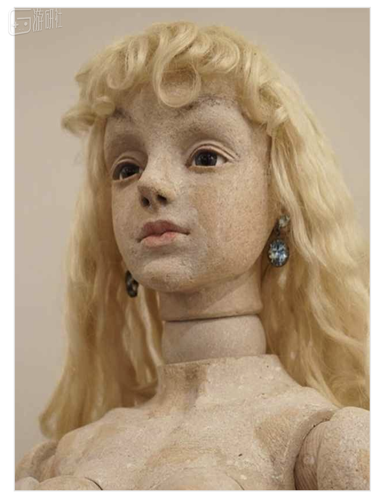 日本人偶艺术家四谷西蒙创作的人偶 